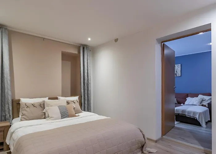 Апартаменты Cozy Near The Sea *