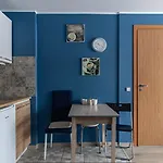 아파트 Cozy Near The Sea