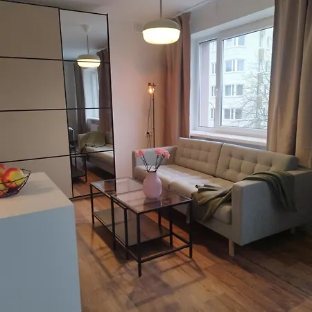 Cozy Near The Sea 아파트